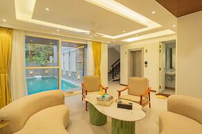 ELIVAAS Solace Teal 5 BHK Villa