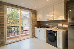 ELIVAAS Solace Teal 5 BHK Villa