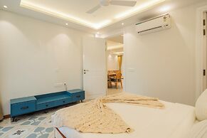 ELIVAAS Solace Teal 5 BHK Villa