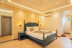 ELIVAAS Solace Teal 5 BHK Villa