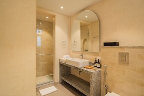 ELIVAAS Solace Teal 5 BHK Villa