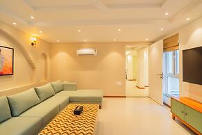 ELIVAAS Solace Teal 5 BHK Villa