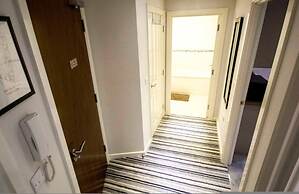 Historic Victorian Mill Apartment Bradford 2