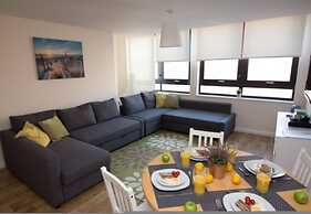 Castle Point 6 Apartment - Premier Lodge