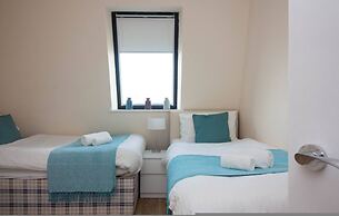 Castle Point 18 Apartments - Premier Lodge