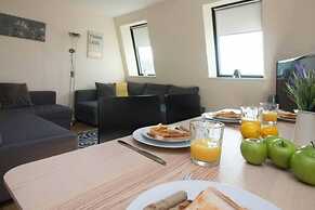 Premiere Serviced Accommodation - 17