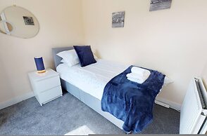 Westminster Luxe Stay City View 3BR Bradford