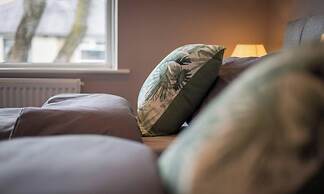 Buckingham House Modern Coastal 3BR Stay