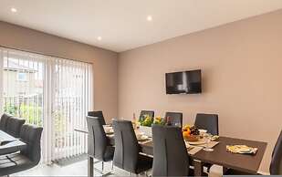 Buckingham House Modern Coastal 3BR Stay