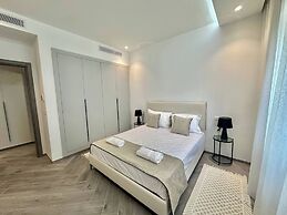 Apollon Appartement S1, Lac 2