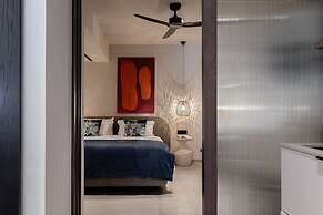 Moncasa Suites