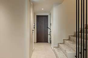 Moncasa Suites