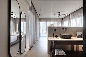 Moncasa Suites