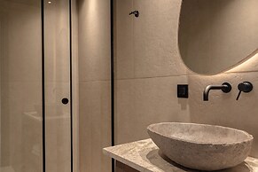 Moncasa Suites