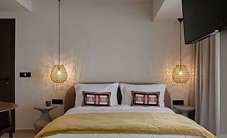 Moncasa Suites