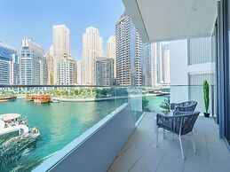 Lavish 2BR with Balcony-Full Marina View