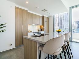 Lavish 2BR with Balcony-Full Marina View