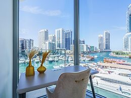 Lavish 2BR with Balcony-Full Marina View