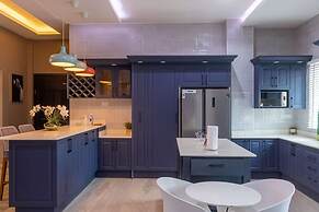 BELLEVIEW APARTMENTS