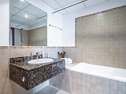 Spacious 2BR-Dubai Eye & Sea View -JBR
