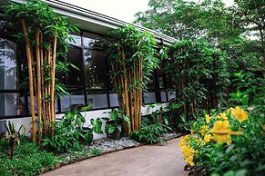 Casa Grande Flora Villas and Resort