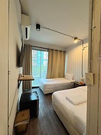 333 Mini House and Cafe