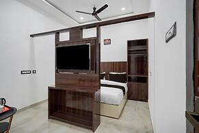 Super Collection Varanasi Suites