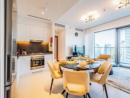 Vida Marina-1BR Retreat-Cityscape View