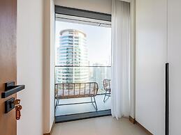 Vida Marina-1BR Retreat-Cityscape View