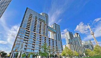 Downtown Lakefront Hotel