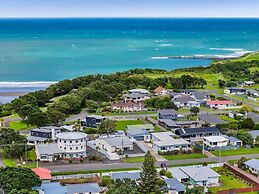 Headlands Hotel