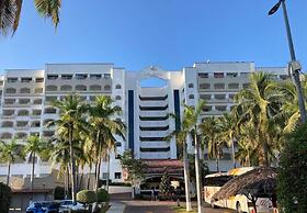 Condominios Torre Continental Ixtapa