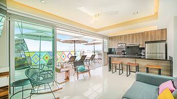 Torre Ku Rooftop Pool with Ocean Views