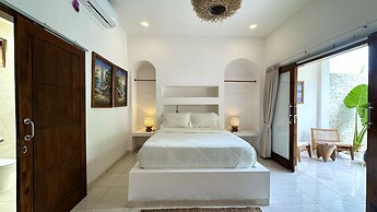 Villa Mango Kuta Lombok