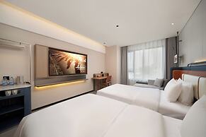 h Crystal Hotel  Xi'an West 2nd  Branch