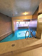 Miraflores Luxury Skytop Oceanview Apart
