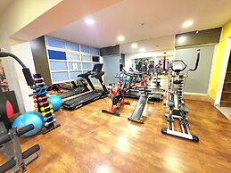 Miraflores Luxury Skytop Oceanview Apart