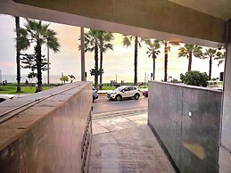 Miraflores Luxury Skytop Oceanview Apart