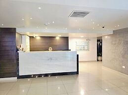Miraflores Luxury Skytop Oceanview Apart