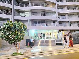 Miraflores Luxury Skytop Oceanview Apart