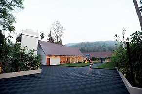 KANOVA Luxury Riverside Resort
