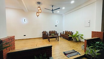 Aloria Sigiriya