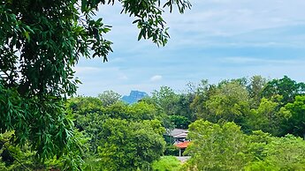 Aloria Sigiriya