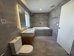 Frankston Bay Motel
