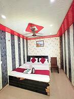 Hotel Saksham Palace