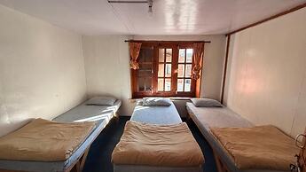 Phakding Camp One Lodge