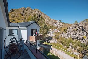 Xingxiu Wuling Mountain Villa