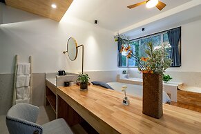 Xingxiu Wuling Mountain Villa