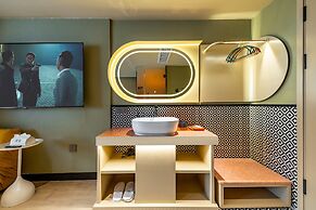 Super-Times Hotel