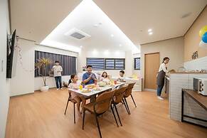 Hotel Brown Dot (Dongducheon Central Station)